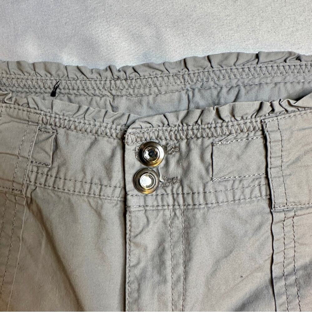 Gray Cargo Capri Pants 14 Coastal Travel Utility Chic Casual - Picture 5 of 9